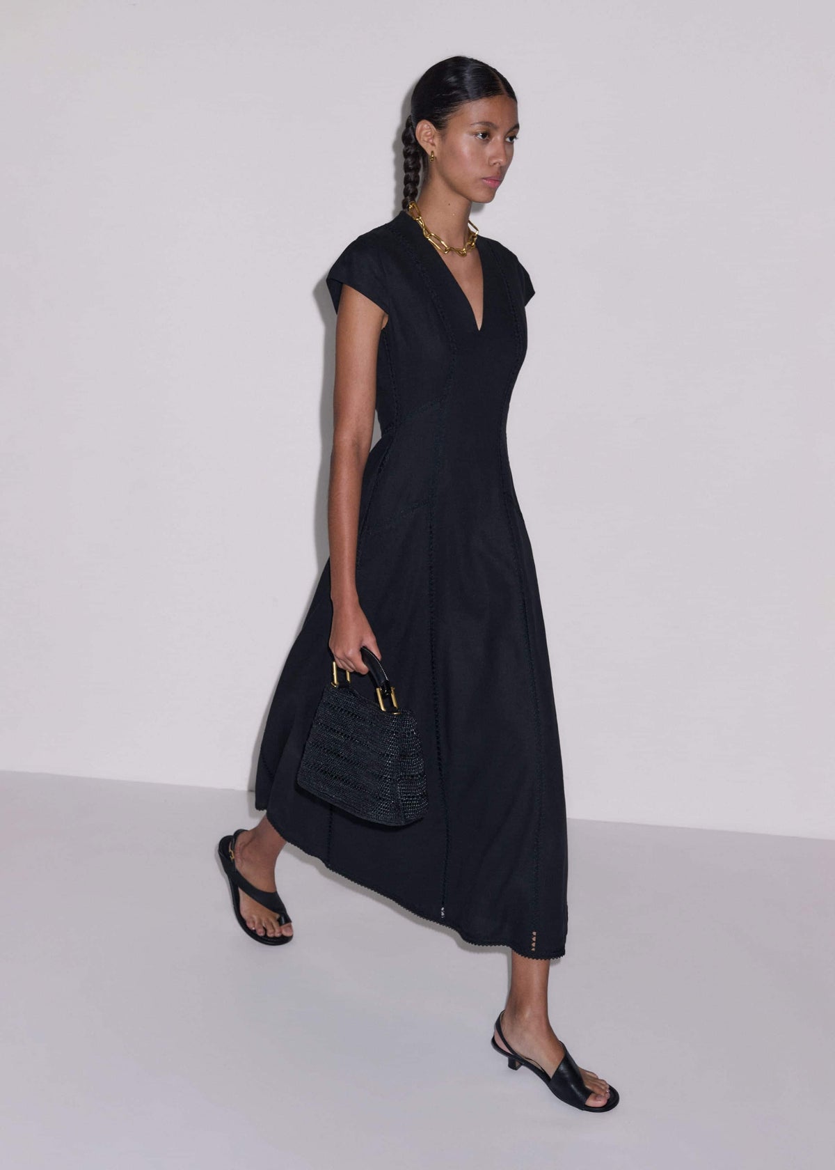 ME+EM Clothing Black Crease-Less Linen Embroidered Maxi Dress