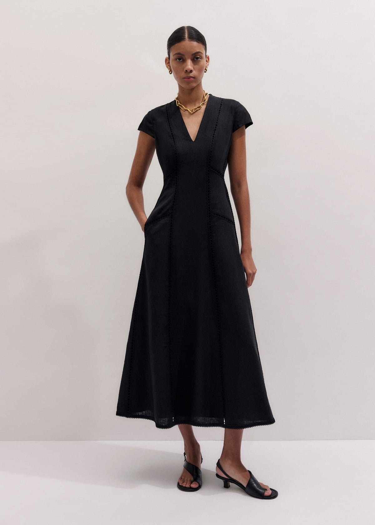 ME+EM Clothing Black Crease-Less Linen Embroidered Maxi Dress