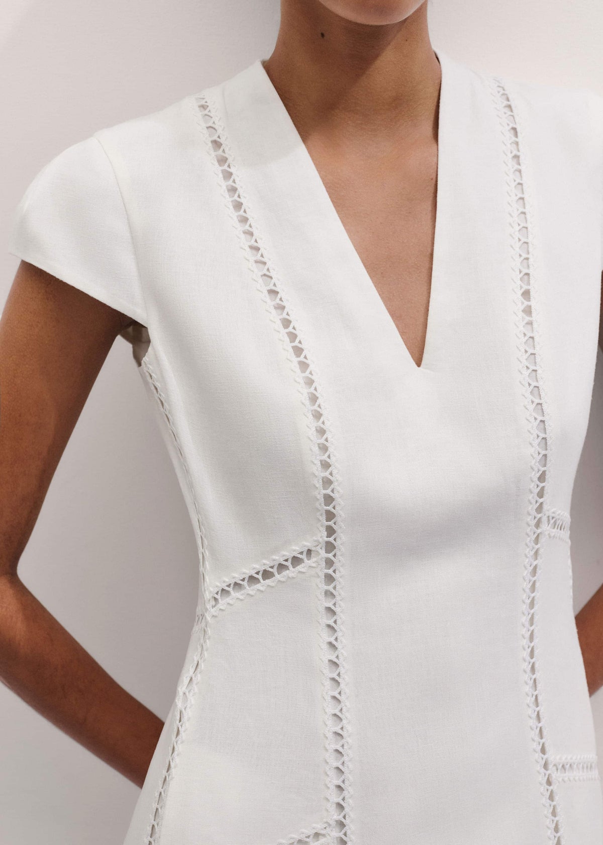 ME+EM Clothing White Crease-Less Linen Embroidered Maxi Dress