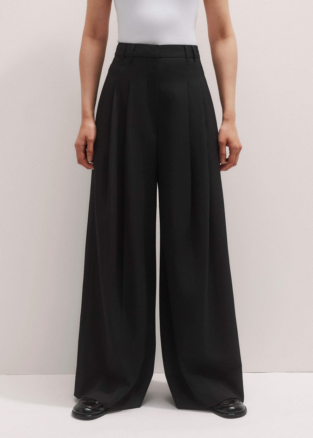 ME+EM Clothing Black Wide-Leg Pleat Pant