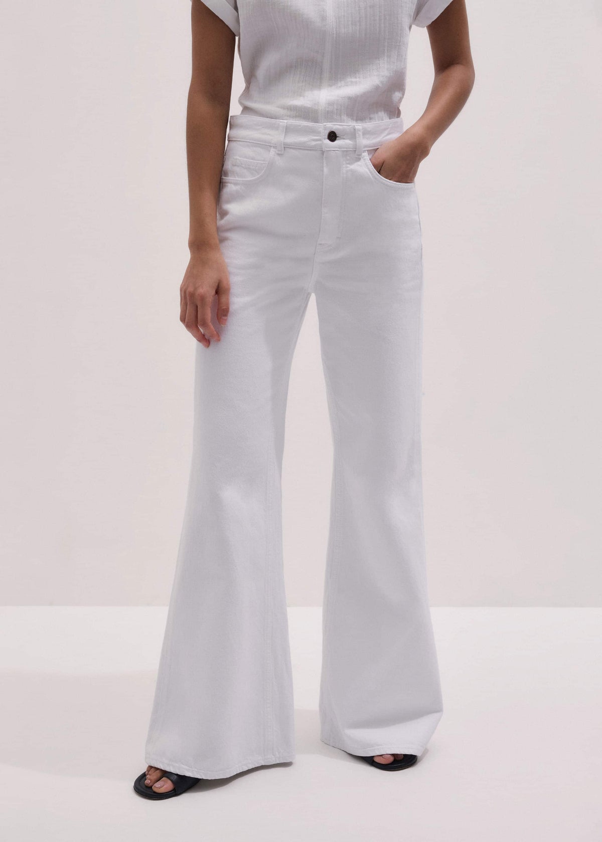 ME+EM Clothing White Leg Elongator Jean