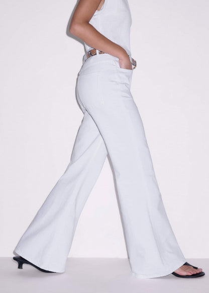 ME+EM Clothing White Leg Elongator Jean