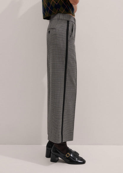 ME+EM Clothing Ivory Houndstooth Straight Crop Trouser