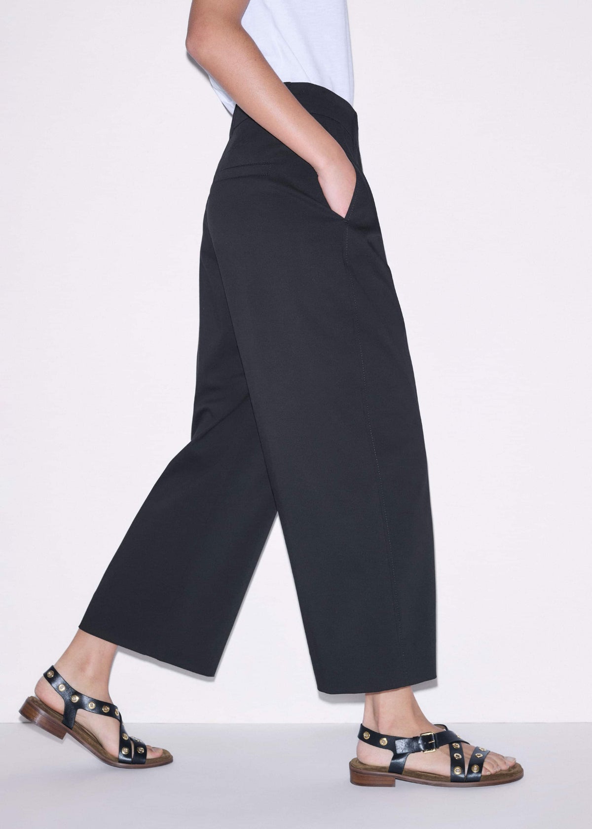 ME+EM Clothing Black Straight Crop Pleat Front Pant