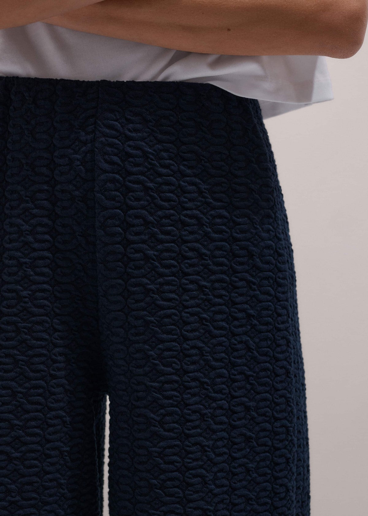 ME+EM Clothing Navy Curling Cross Jacquard Cropped Pant