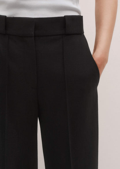 ME+EM Clothing Black Straight Crop Pant