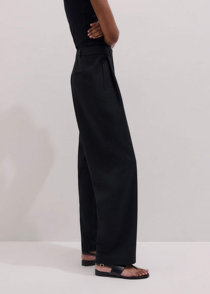 ME+EM Clothing Black Clever Tapered Pant