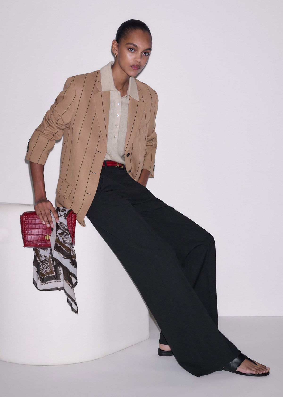 ME+EM Clothing Black Tailored Leg Elongator Pant