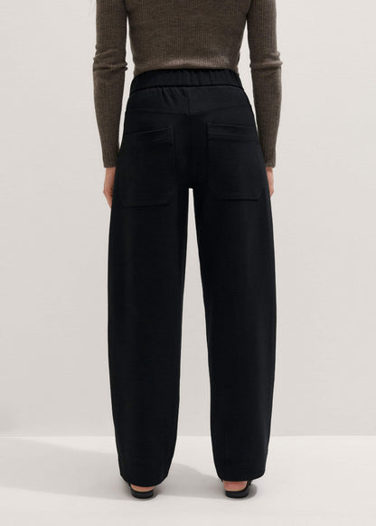 ME+EM Clothing Black Luxe Travel Tailoring Barrel-Leg Pant