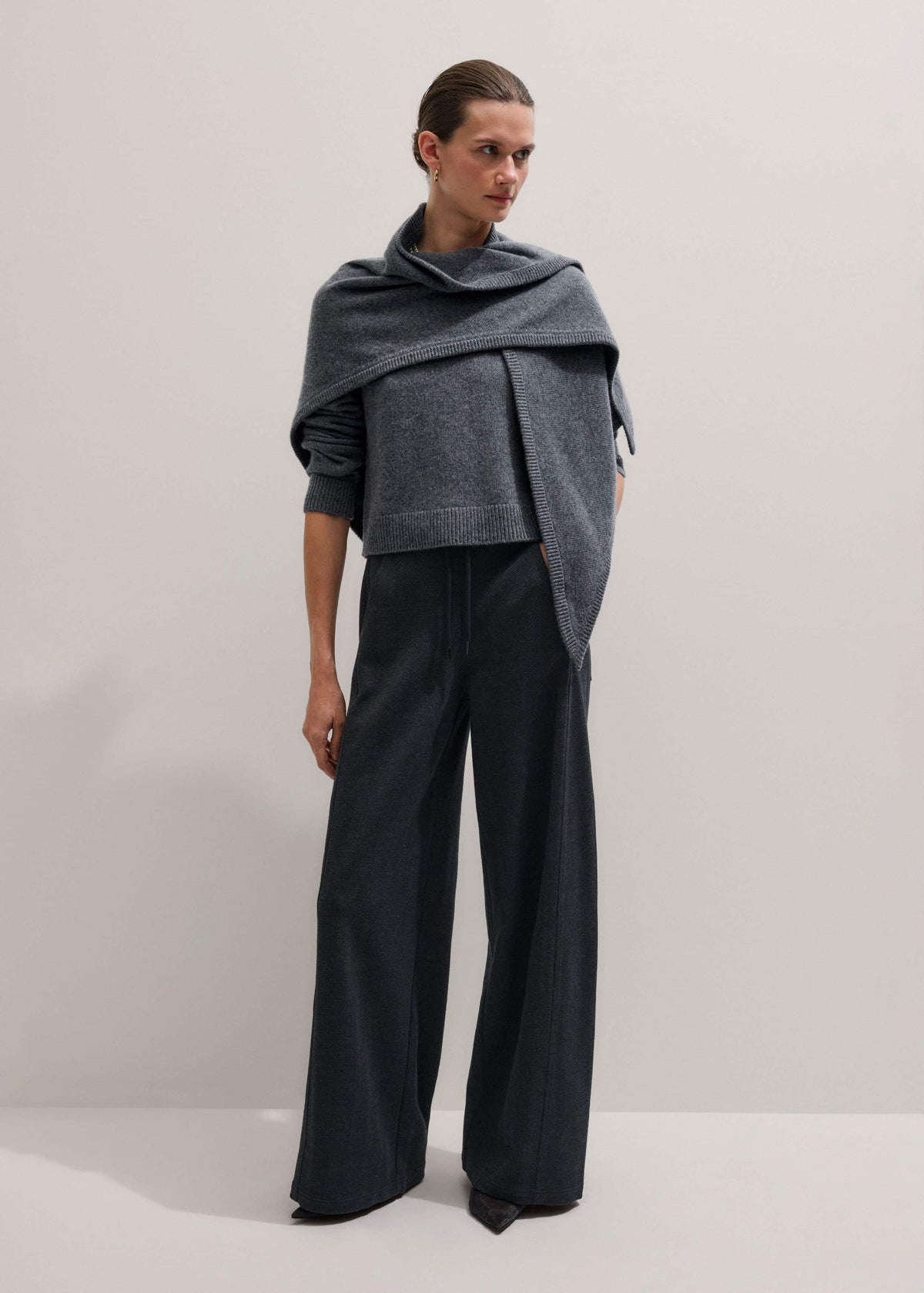ME+EM Clothing Gray Herringbone Barrel-Leg Pant