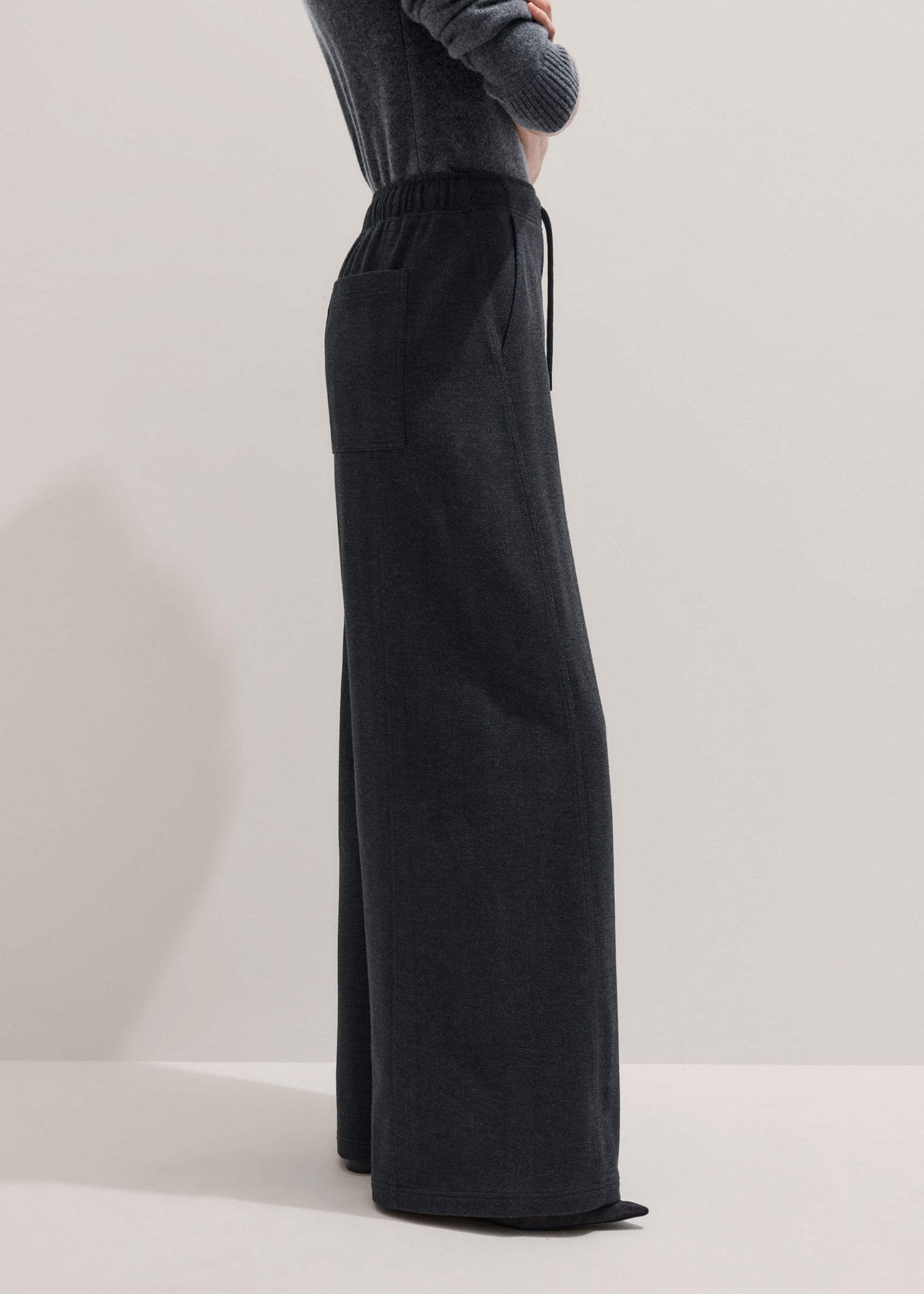 ME+EM Clothing Gray Herringbone Barrel-Leg Pant