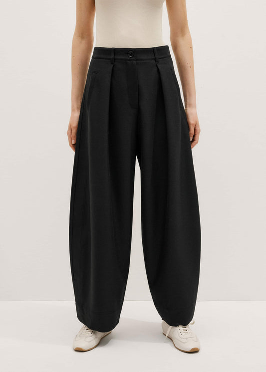 ME+EM Clothing Black Barrel Leg Pant