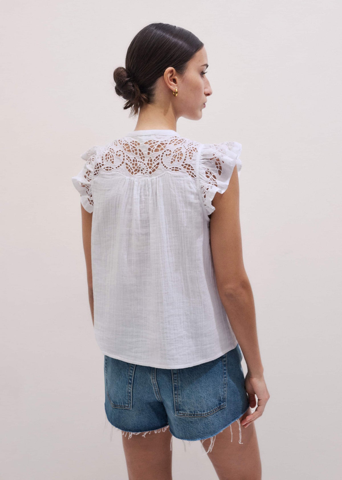 ME+EM Clothing White Cheesecloth Embroidered Swing Top