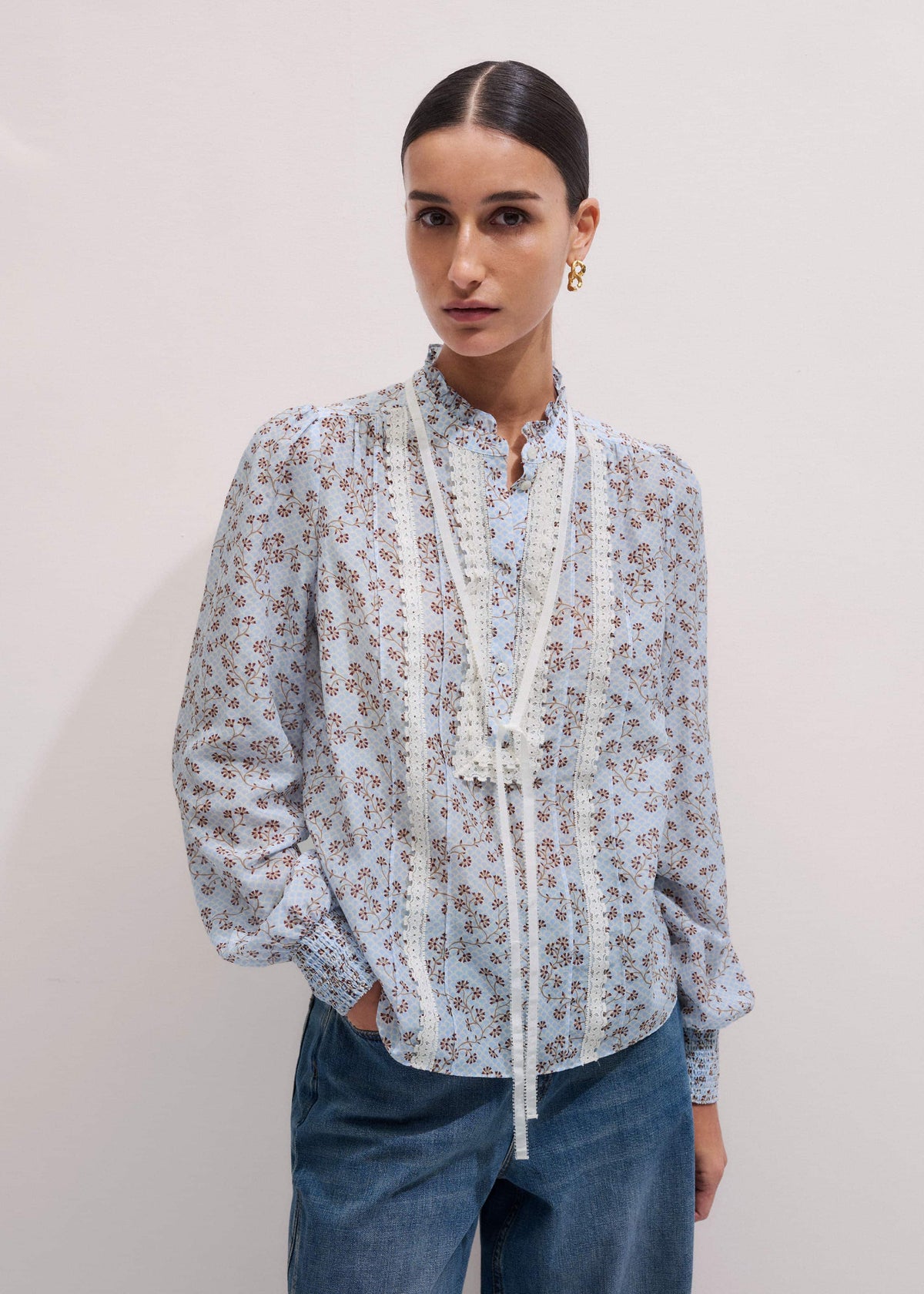 ME+EM Clothing Blue Scallop Daisy Print Trim Detail Blouse + Tie