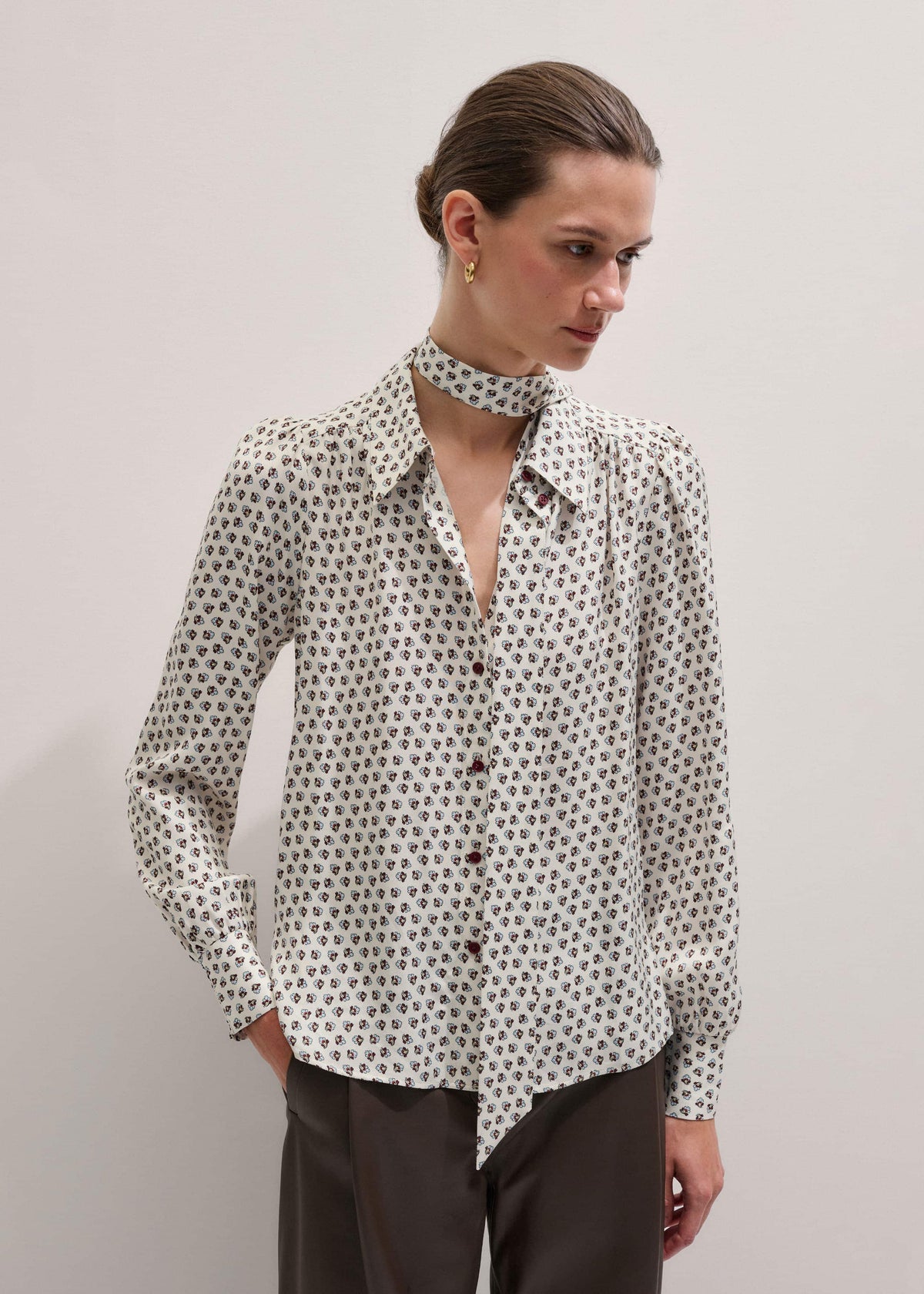 ME+EM Clothing Cream Micro Paisley Print Blouse + Tie