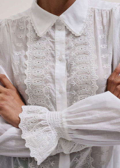 ME+EM Clothing White Intricate Embroidery Blouse