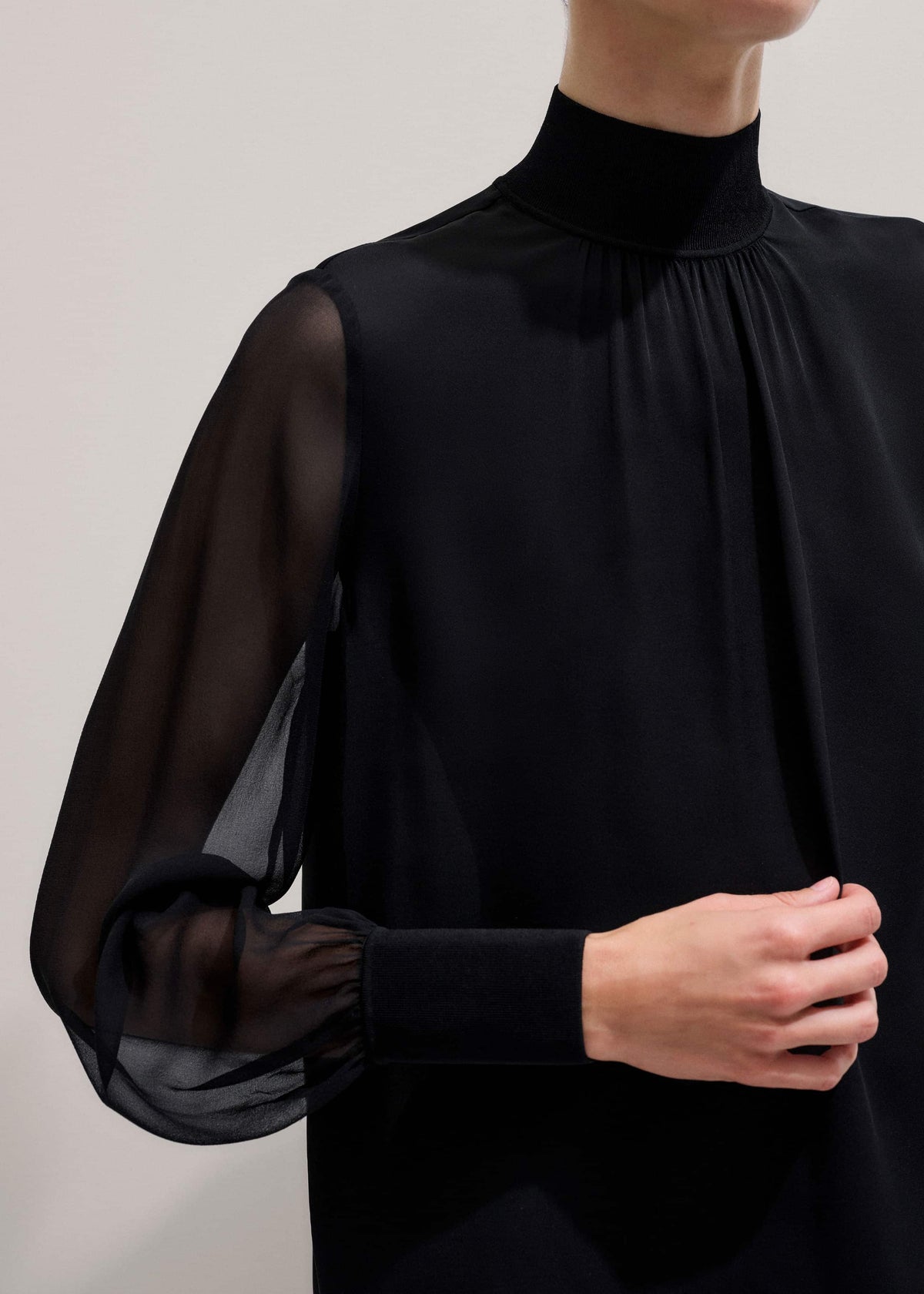ME+EM Clothing Black Silk Chic Rib Straight Blouse
