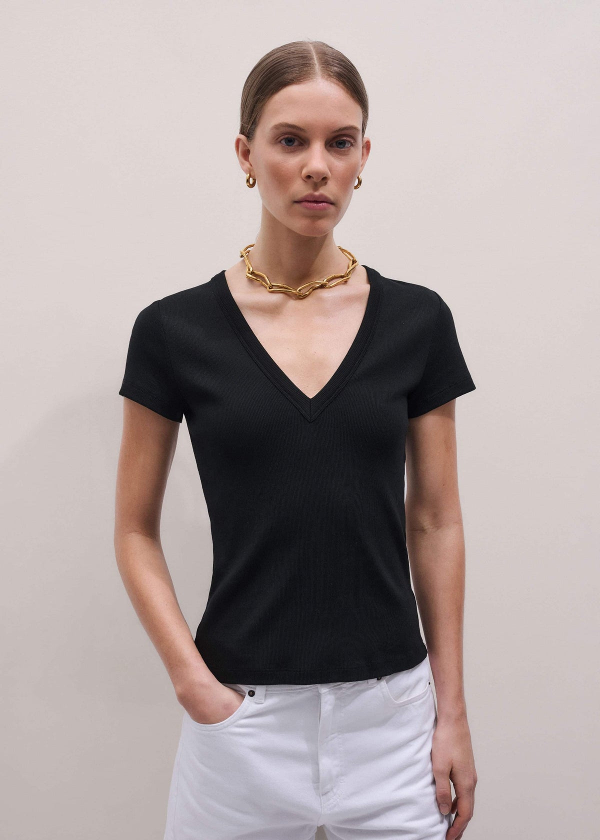 ME+EM Clothing Black Ultimate Fitted Rib V-Neck Tee