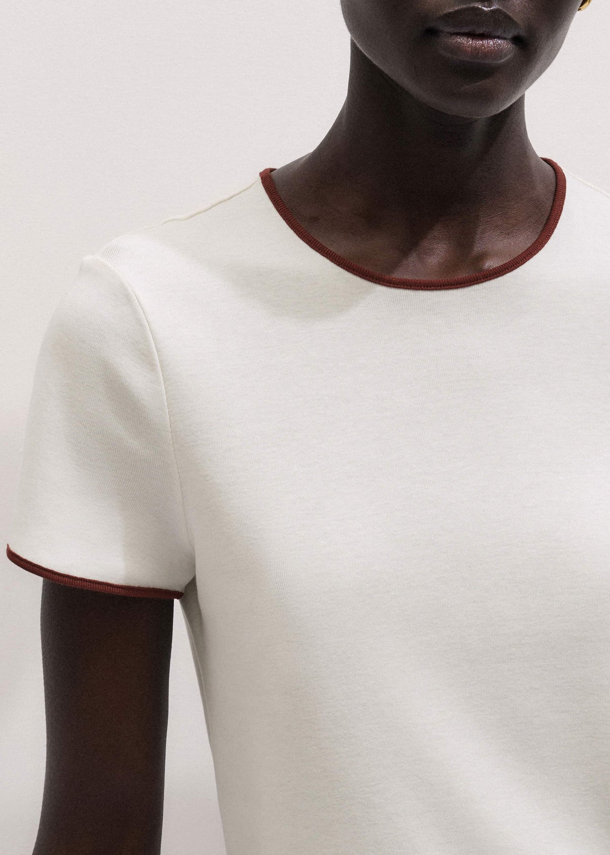 ME+EM Clothing Cream Contrast Trim Slim Tee