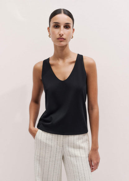 ME+EM Clothing Black Scoop Neck Vest