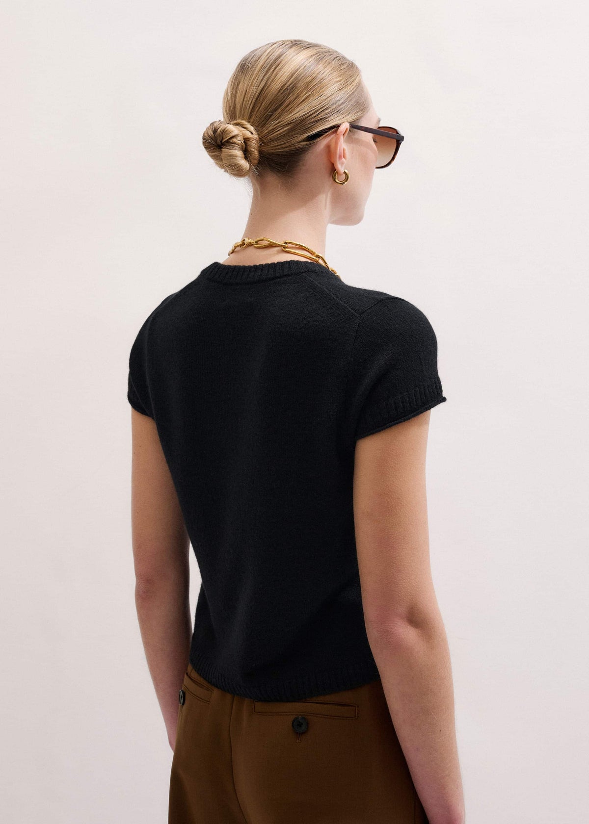 ME+EM Clothing Black Cashmere V-Neck Shrunken Baby Tee