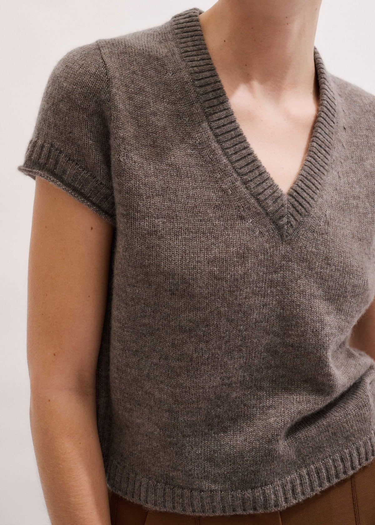 ME+EM Clothing Hazelnut Merino Cashmere Silk V-Neck Baby Tee
