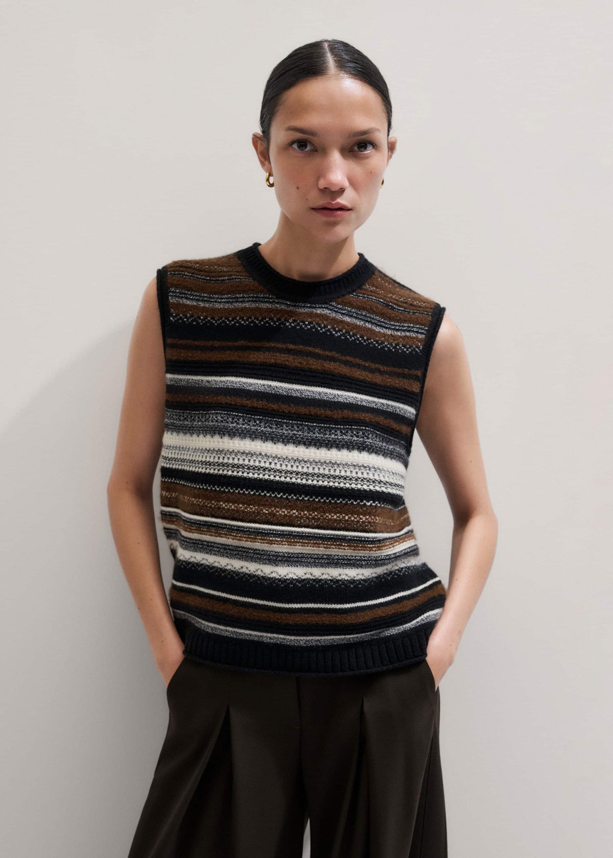 ME+EM Clothing Black Textured Stitch Straight Sweater Vest + Snood