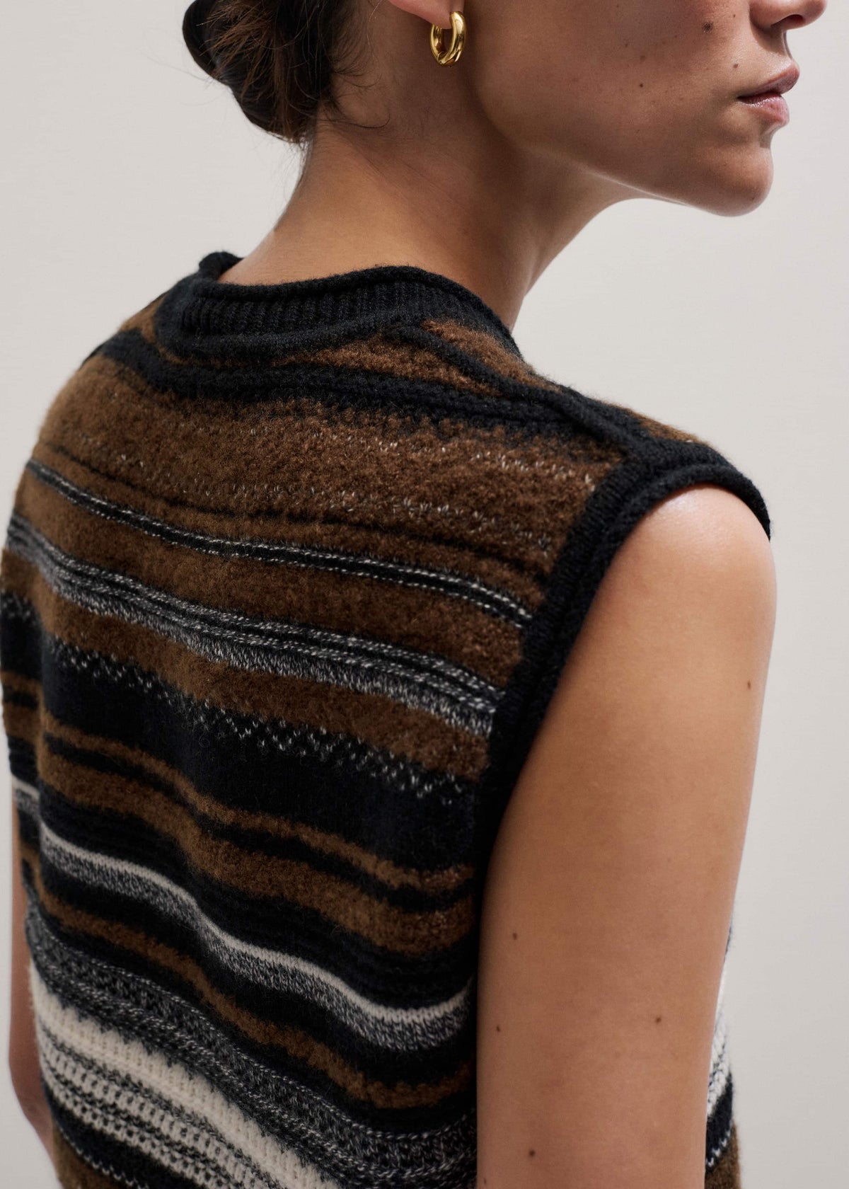 ME+EM Clothing Black Textured Stitch Straight Sweater Vest + Snood