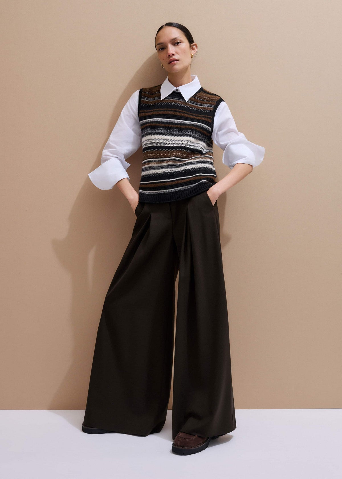 ME+EM Clothing Black Textured Stitch Straight Sweater Vest + Snood