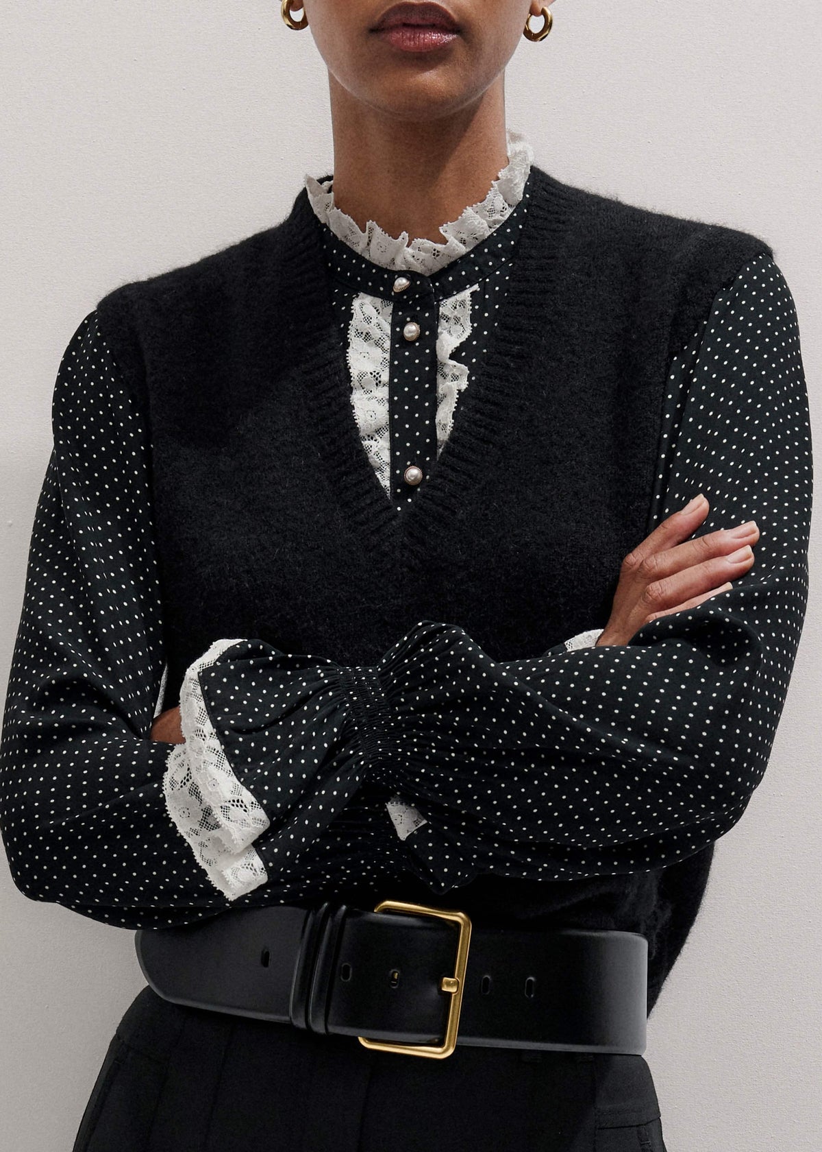 ME+EM Clothing Black V-Neck Straight Knit Vest