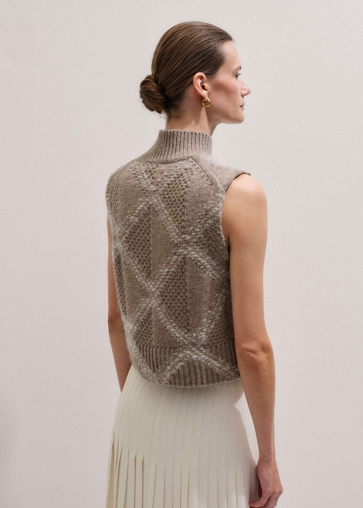 ME+EM Clothing Brown Merino Statement Textured Argyle Sweater Vest