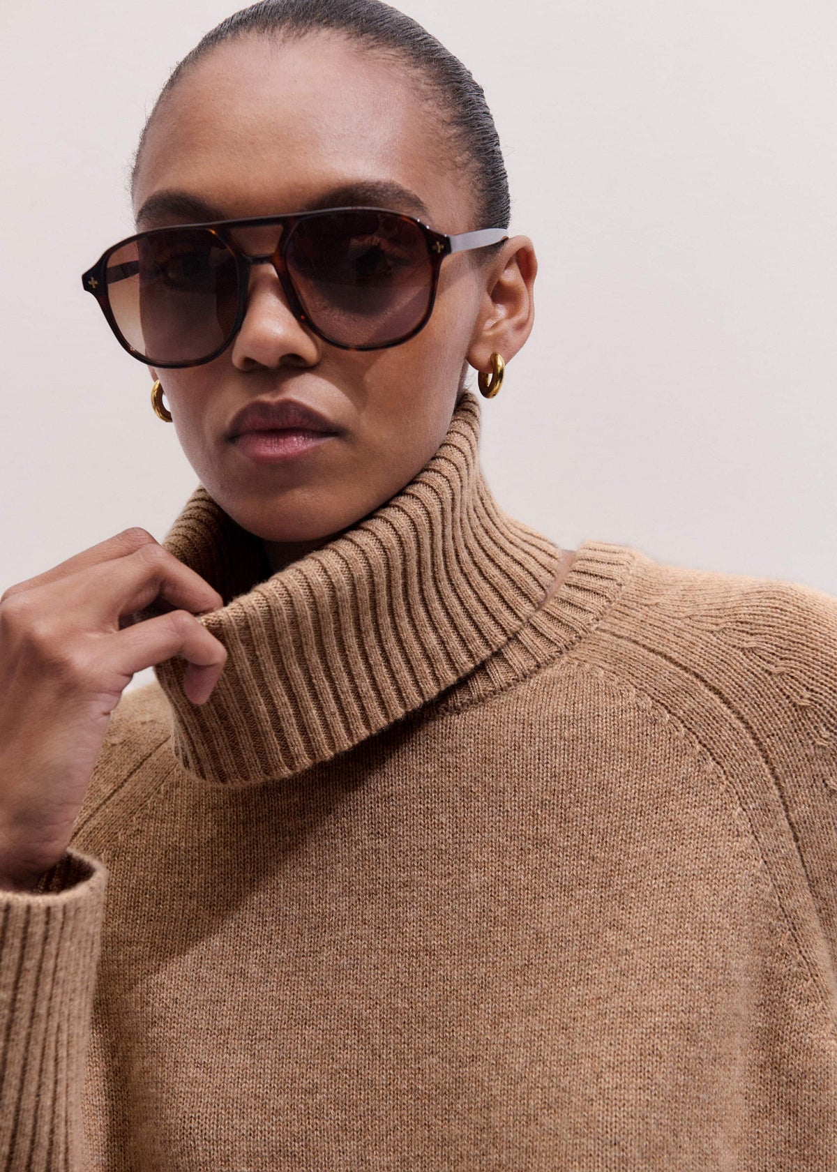 ME+EM Clothing Brown Cashmere Curved Hem Raglan Sweater + Snood