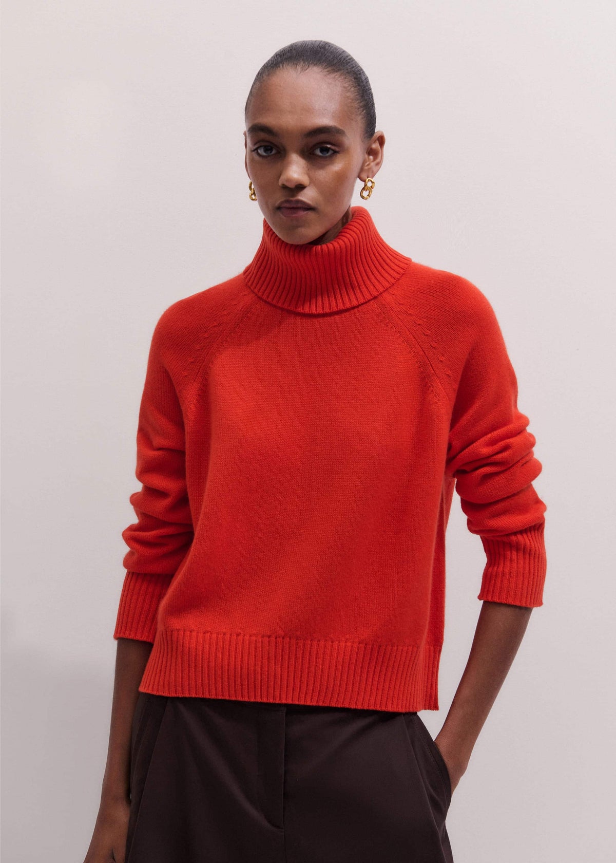 ME+EM Clothing Red Cashmere Curved Hem Raglan Sweater + Snood