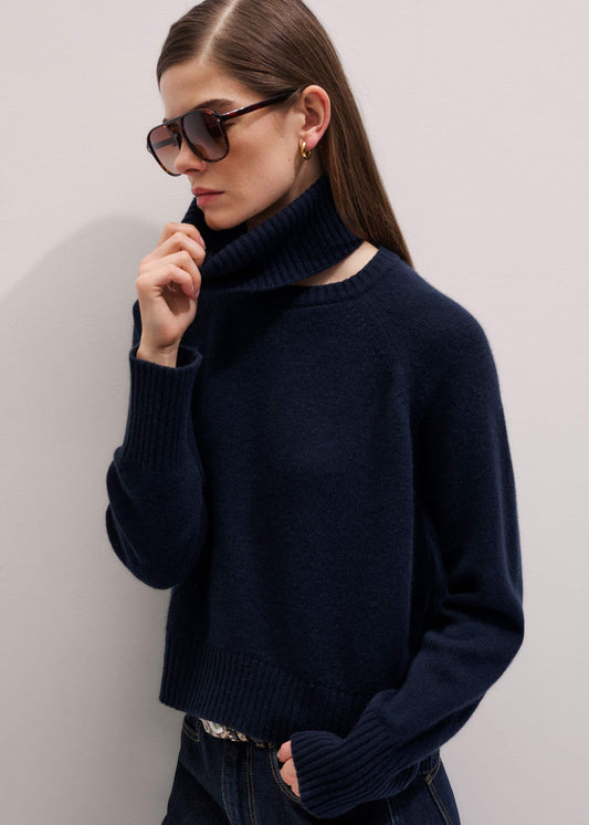 ME+EM Clothing Navy Raglan Sweater + Snood