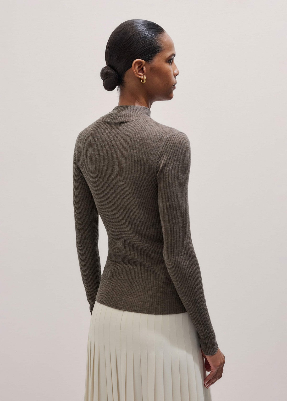 ME+EM Clothing Brown Barely There Slim Layering Sweater