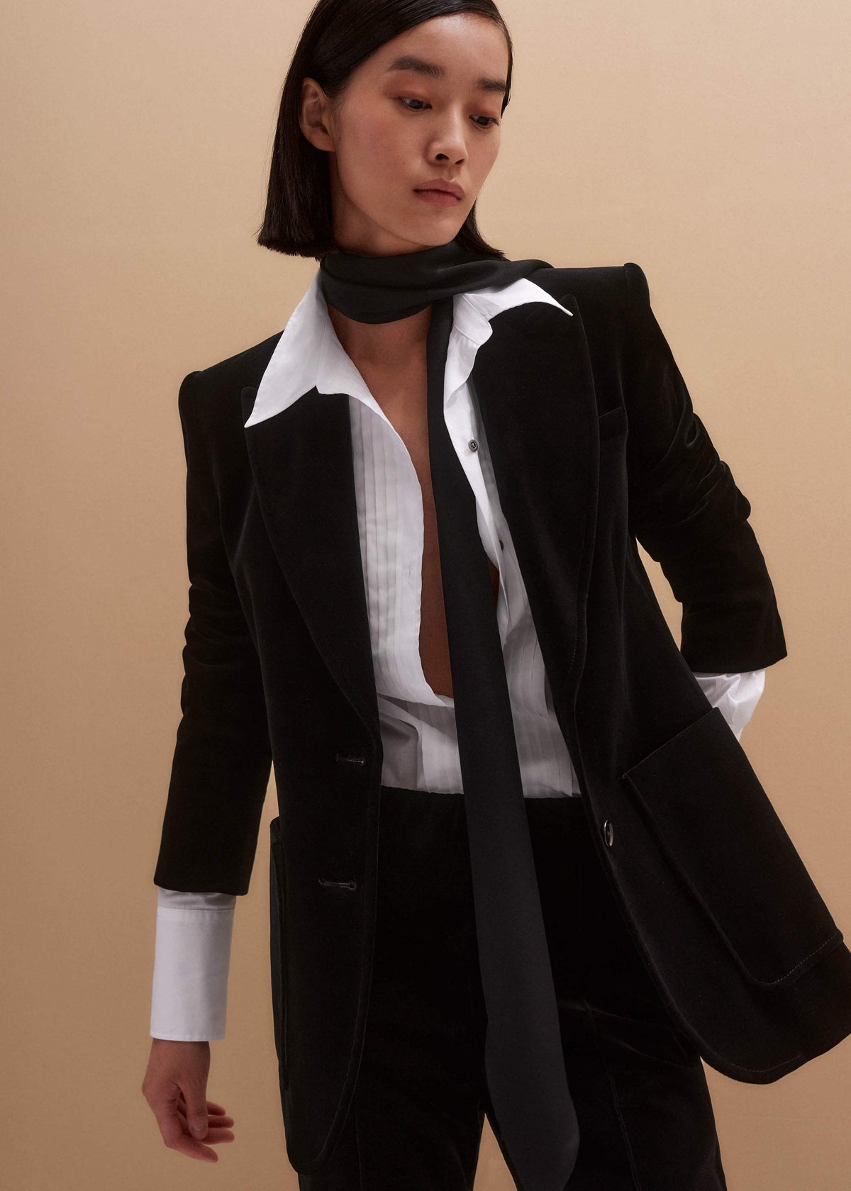 ME+EM Clothing Black Stretch Velvet Sharp Shoulder Blazer