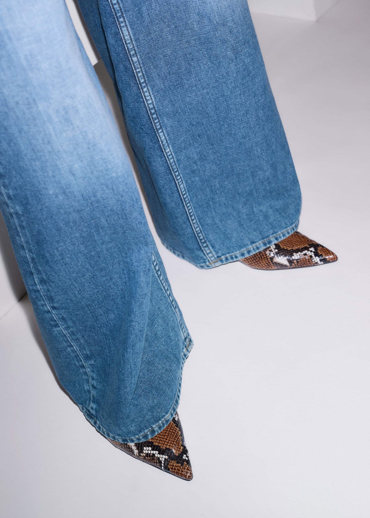 ME+EM Clothing|Accessories Brown Point Toe Flat